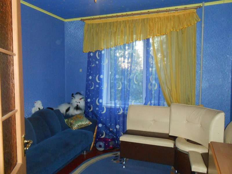 Квартиры в стаханове. Жилье лнр. Квартиры в брянке лнр. Снять квартиру в брянке лнр на длительный срок 2022 год. Снять 2 комнатную квартиру в брянке микро.