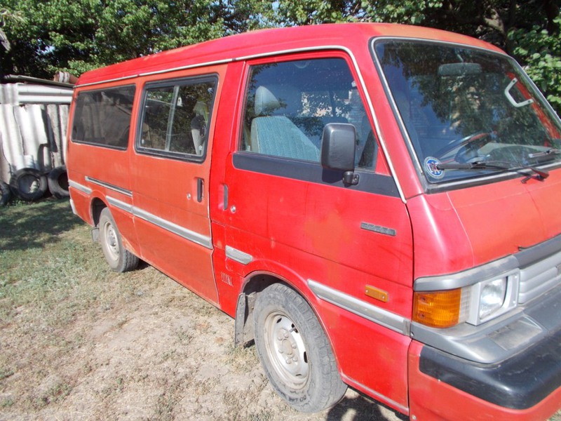 Mazda e2200. Мазда 2200. Мазда 2200. Мазда е 2200 дизель 2000 года. Mazda bongo 2-е поколение.