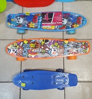 Скейты, защита, шлемы