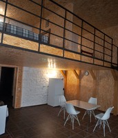 Здам подобово квартиру в пішій доступності від Фортеці.