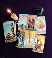 Гадание и консультации на картах ТАРО.