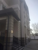 Оренда окремого поверху офісного приміщення 217,3 кв. м