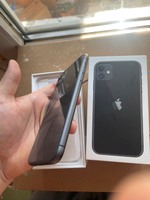 Продам 11-й айфон