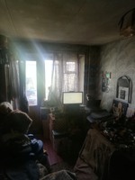 1 комнату  в 2 ком. квартире  женщине. девушке совместно с  хозяином