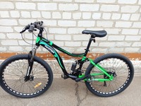 Продаю гірський велосипед.