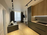 Здається 1 к Киев Печерск