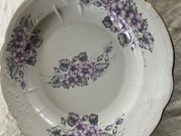 Тарілку, блюдо