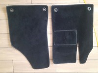 Ворсисті килимки на передній ряд Chrysler 200s в гарному стані