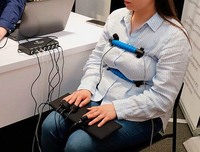 Перевірки на детекторі брехні - поліграфологи з Polygraph