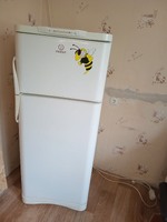 Холодильник "  INDESIT"двокамерний,   no frost, б / в користуванні