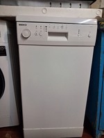 Посудомийна машина Beko DFS 2531